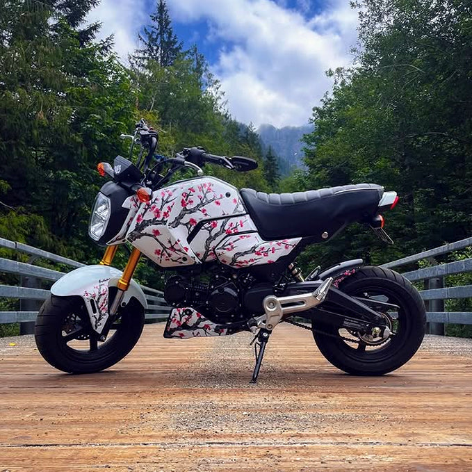Grom 2025-2026 Cherry Blossom (White) Theme – SEVENTY SEVEN DECALS LLC