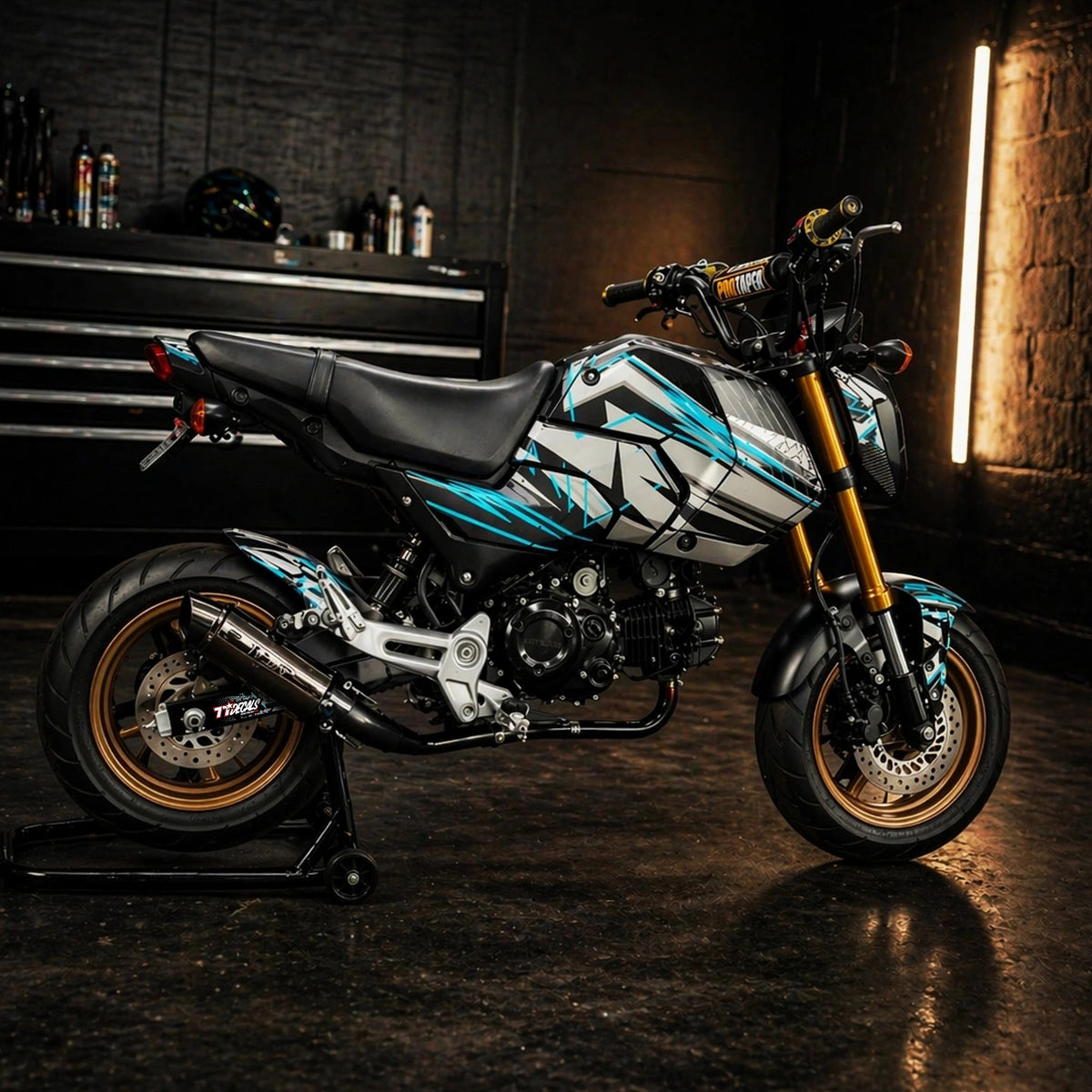 Grom 2025-2026 Artforce (Black) Theme – SEVENTY SEVEN DECALS LLC