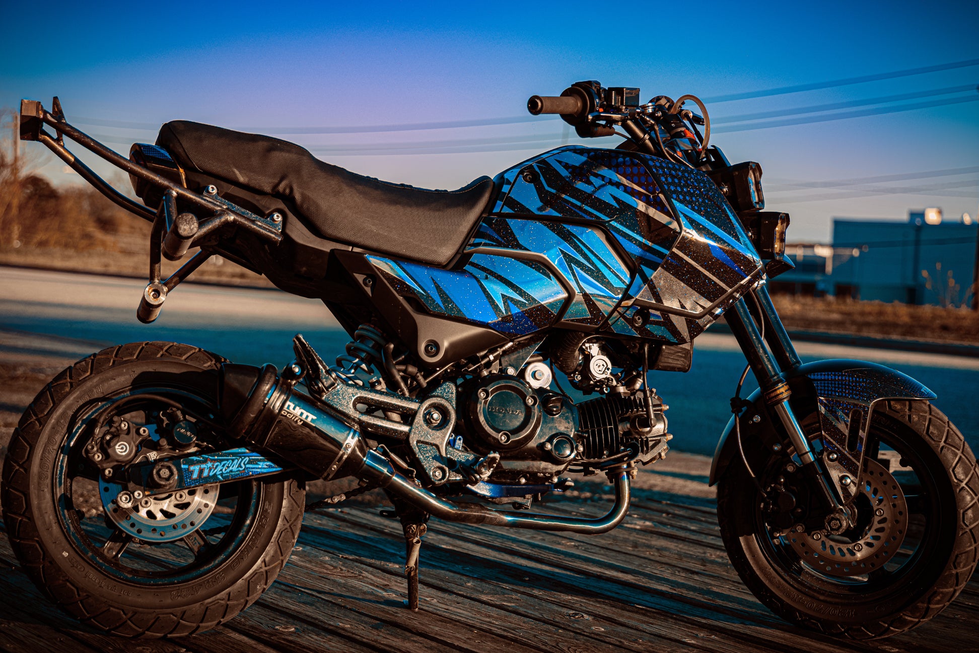 77 DECALS – SEVENTY SEVEN DECALS LLC